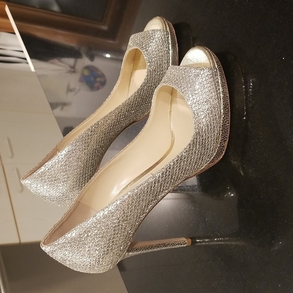 💕JIMMY CHOO💕 Metallic Luna 100 Champagne Glitter Fabric Peep Toe Platform Pump - Picture 8 of 16